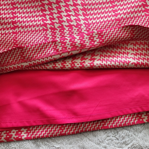 WHBM Pink Houndstooth Pencil Skirt-8 - Picture 7 of 8